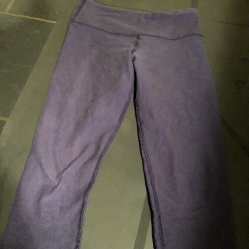 Navy Blue Lululemon crop